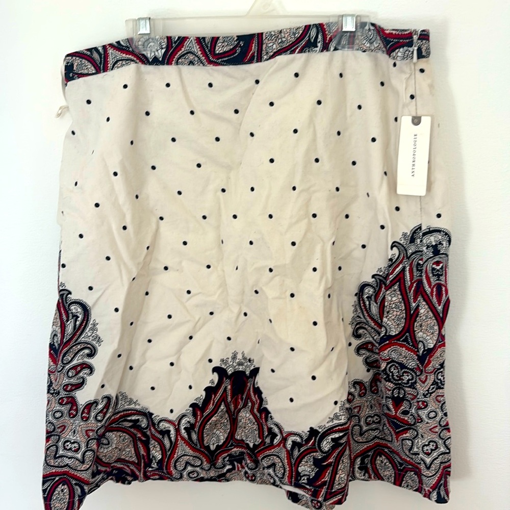 White Paisley mini skirt- NWT from Anthropologie